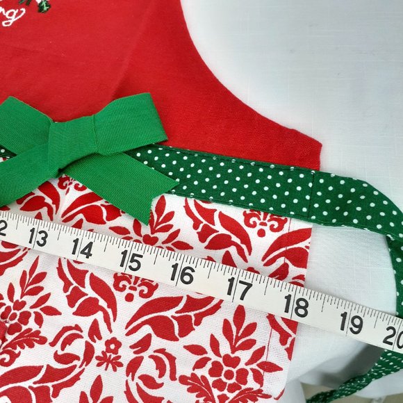 Children's Christmas Apron 100% Cotton Embroidered by Kay Dee Designs - Picture 8 of 12